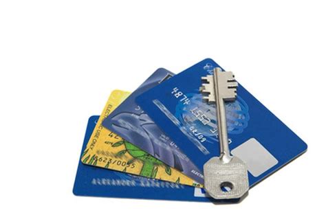 can aluminum protect card from rfid scanning|rfid card not scanning.